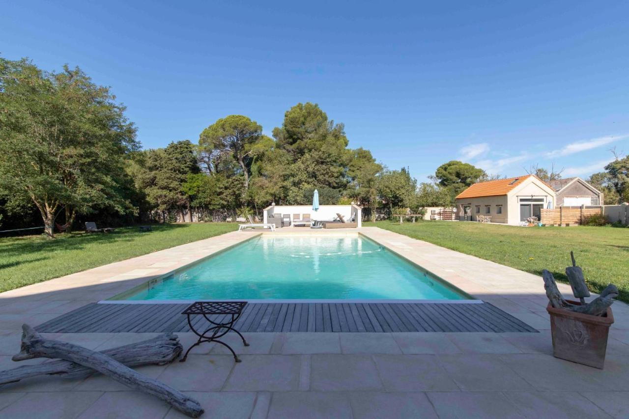 Maebrilu Camargue Provence Bed & Breakfast Salin-de-Giraud Exterior photo