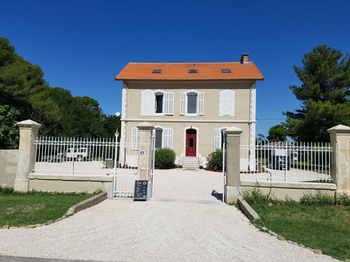 Maebrilu Camargue Provence Bed & Breakfast Salin-de-Giraud Exterior photo