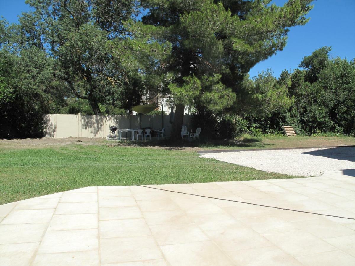 Maebrilu Camargue Provence Bed & Breakfast Salin-de-Giraud Exterior photo